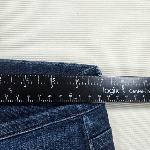 7 For All Mankind Carsen Relaxed Fit Straight Leg Stretch Denim Jeans Size 34 - Picture 4 of 7